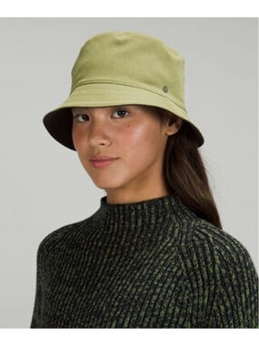 #005 - LULULEMON - BUCKET HAT